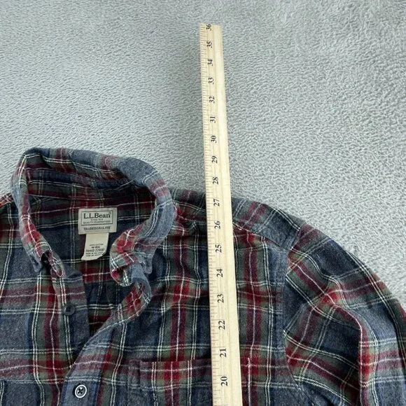 L.L. Bean Mens Traditional Button-Down Shirt M-REG 100% Cotton Gray/Red 2191 - Picture 5 of 8